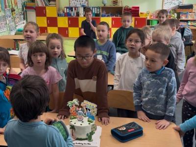 Zahao má narozeniny, pojďme to oslavit!