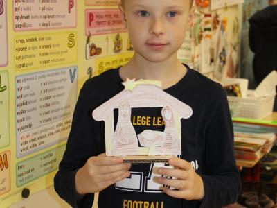 Vyrábění na vánoční tržnici