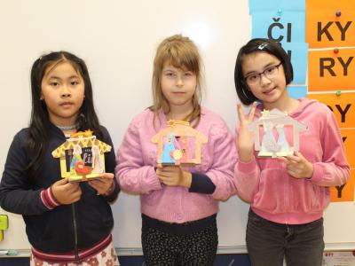 Vyrábění na vánoční tržnici