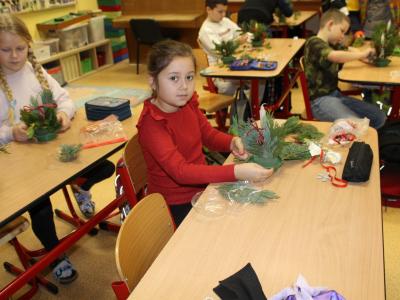 VYRÁBĚNÍ NA VÁNOČNÍ TRŽNICI