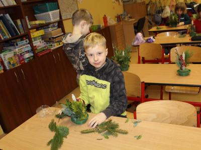 VYRÁBĚNÍ NA VÁNOČNÍ TRŽNICI