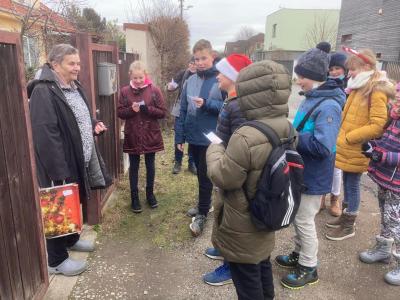 Kolik lásky se vejde do krabice