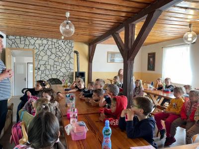 Pravidla povídal i pan ředitel, paní učitelky doplnily.