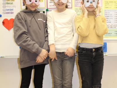VYRÁBÍME MASKY NA KARNEVAL