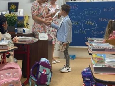 PRVNÍ ŠKOLNÍ DEN