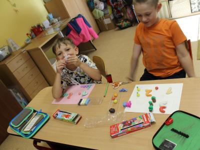 NAŠE PRVNÍ PÍSMENKA A ČÍSLICE